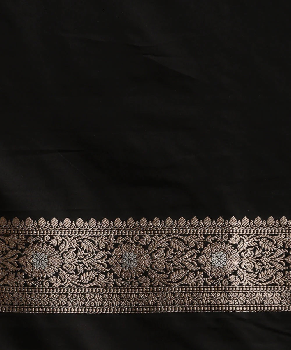 Black Kanjivaram Pure Soft Semi Silk Saree With Unstiched Attractive Blouse Piece