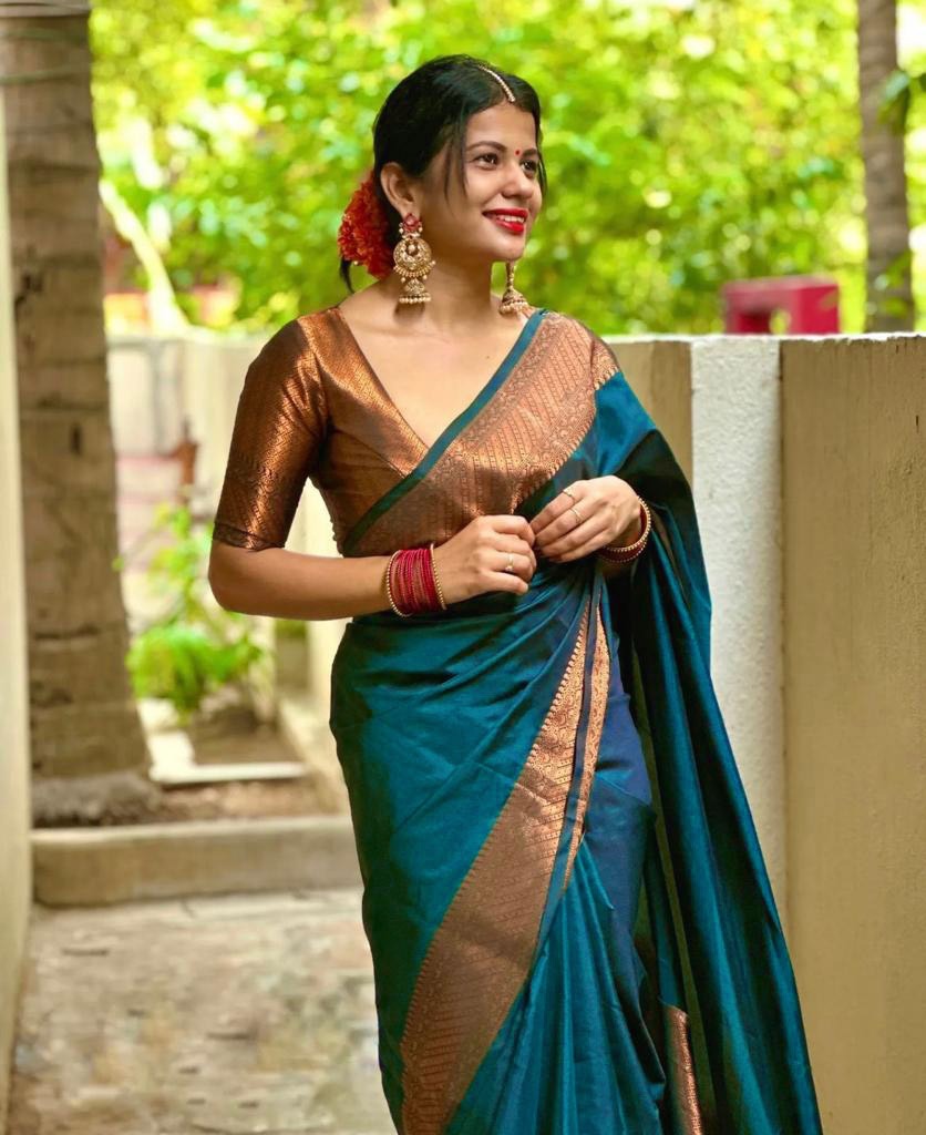 Morpinch Kanjivaram Pure Soft Semi Silk Saree With Unstiched Attractive Blouse Piece