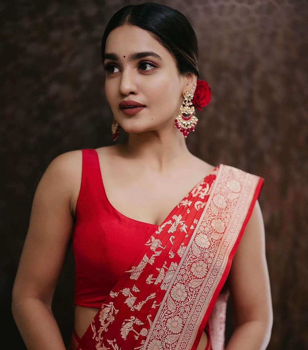 Red Pure Soft Silk Saree With Engrossing Blouse Piece