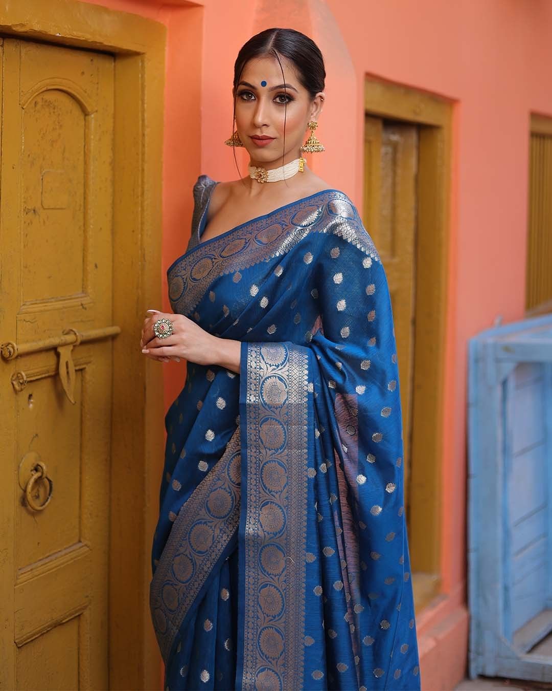 Morpinch Kanjivaram Pure Soft Semi Silk Saree With Unstiched Attractive Blouse Piece