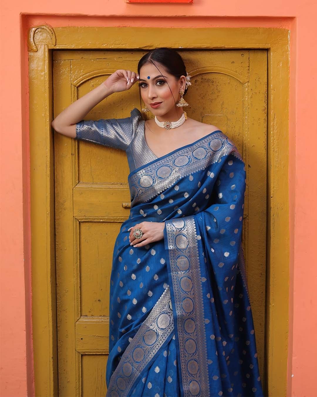 Morpinch Kanjivaram Pure Soft Semi Silk Saree With Unstiched Attractive Blouse Piece
