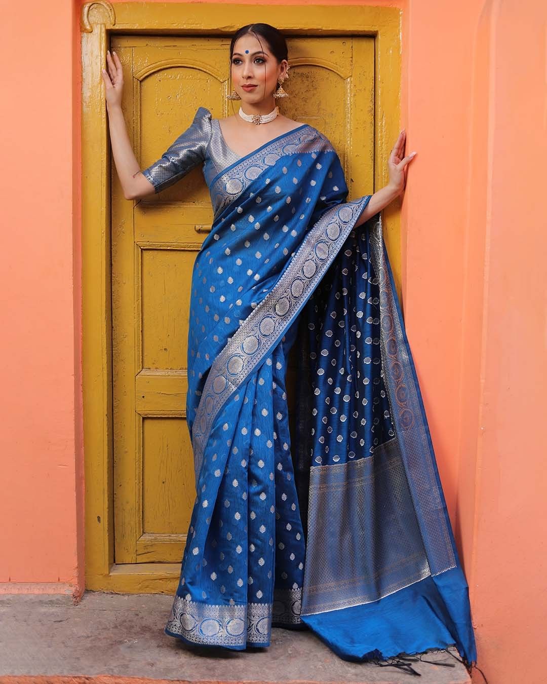 Morpinch Kanjivaram Pure Soft Semi Silk Saree With Unstiched Attractive Blouse Piece