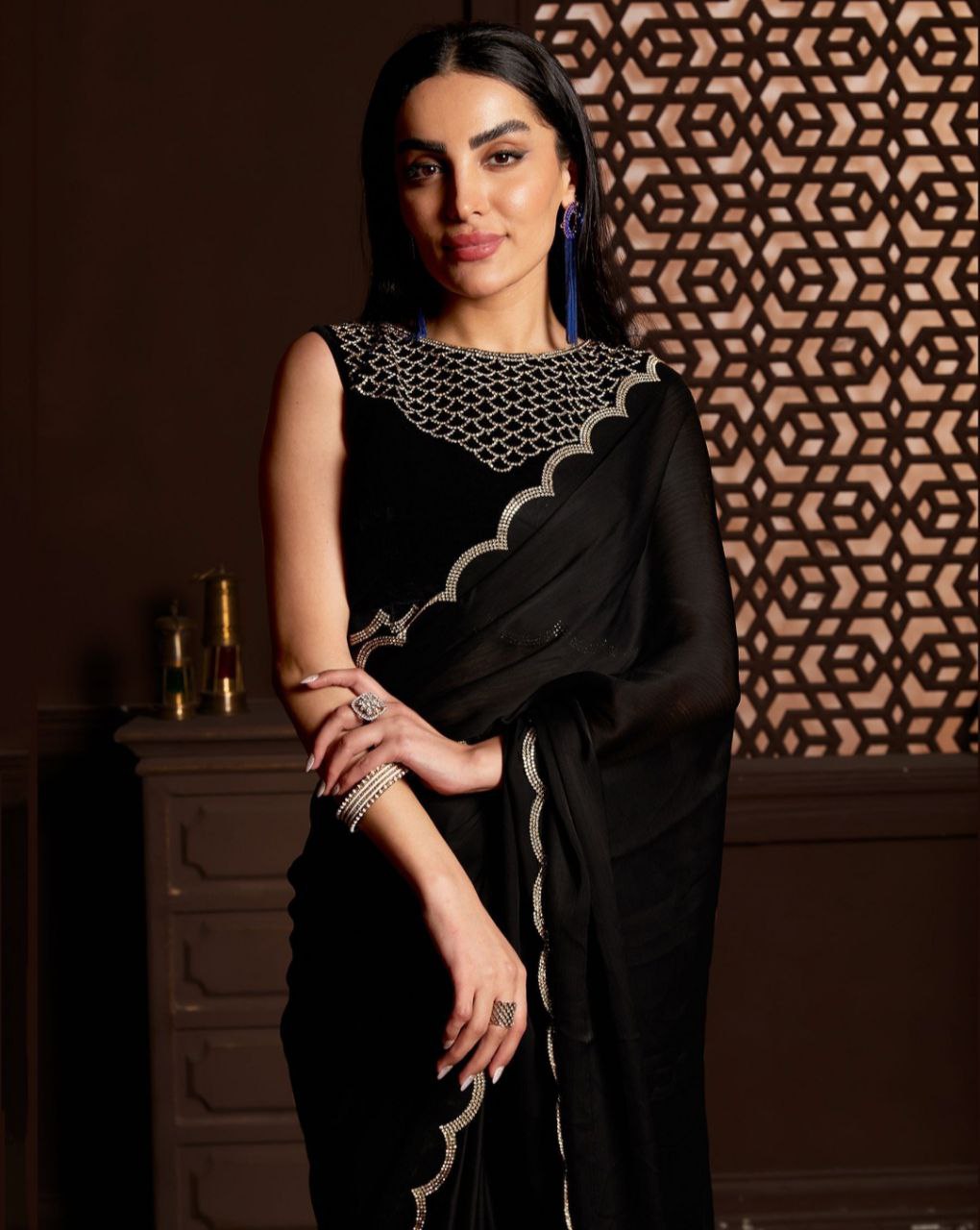Black Womens Georgette Collection Saree With Blouse Piece