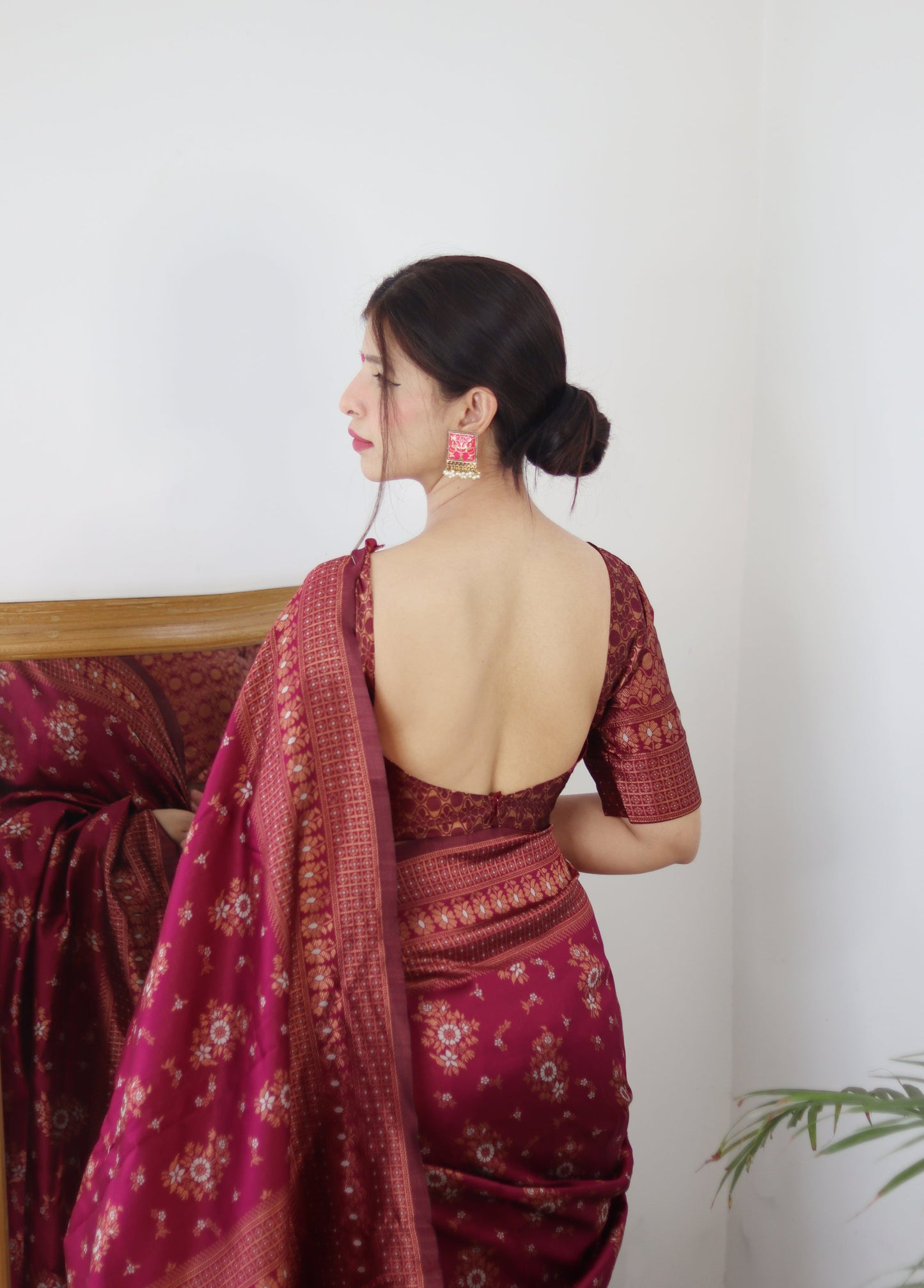 Maroon Pure Soft Silk Saree With Twirling Blouse Piece