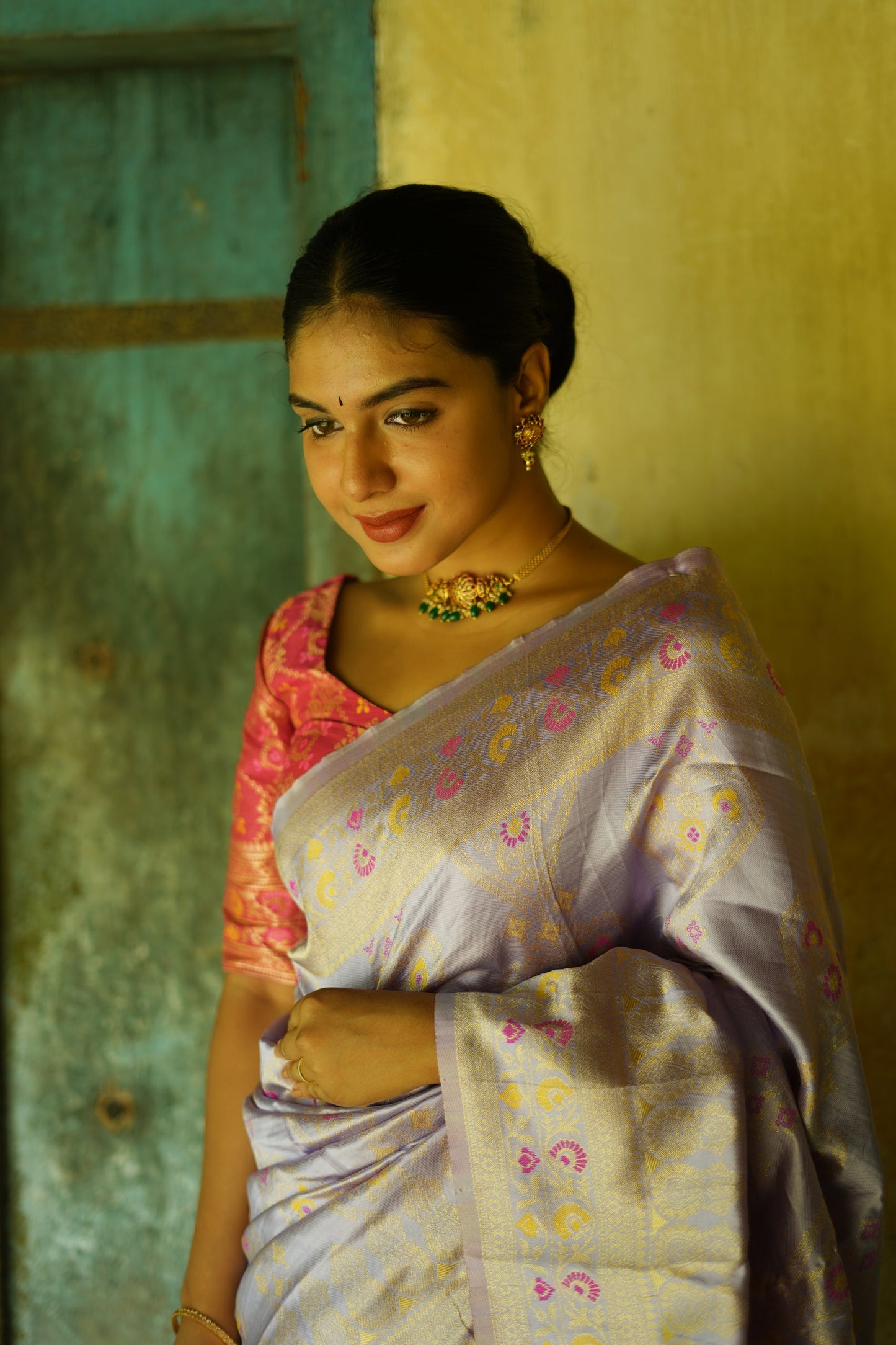 Lavender Pure Soft Silk Saree With Twirling Blouse Piece