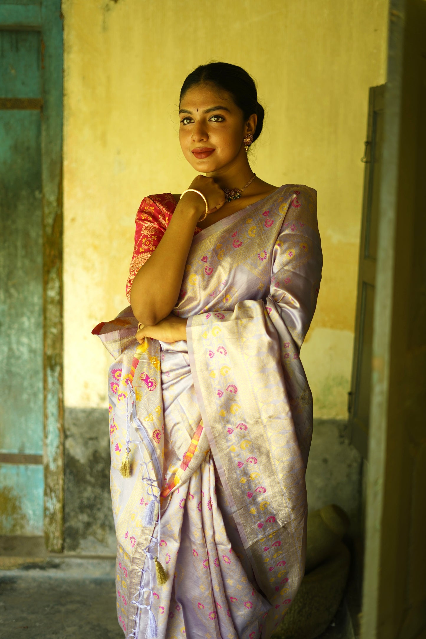 Lavender Pure Soft Silk Saree With Twirling Blouse Piece