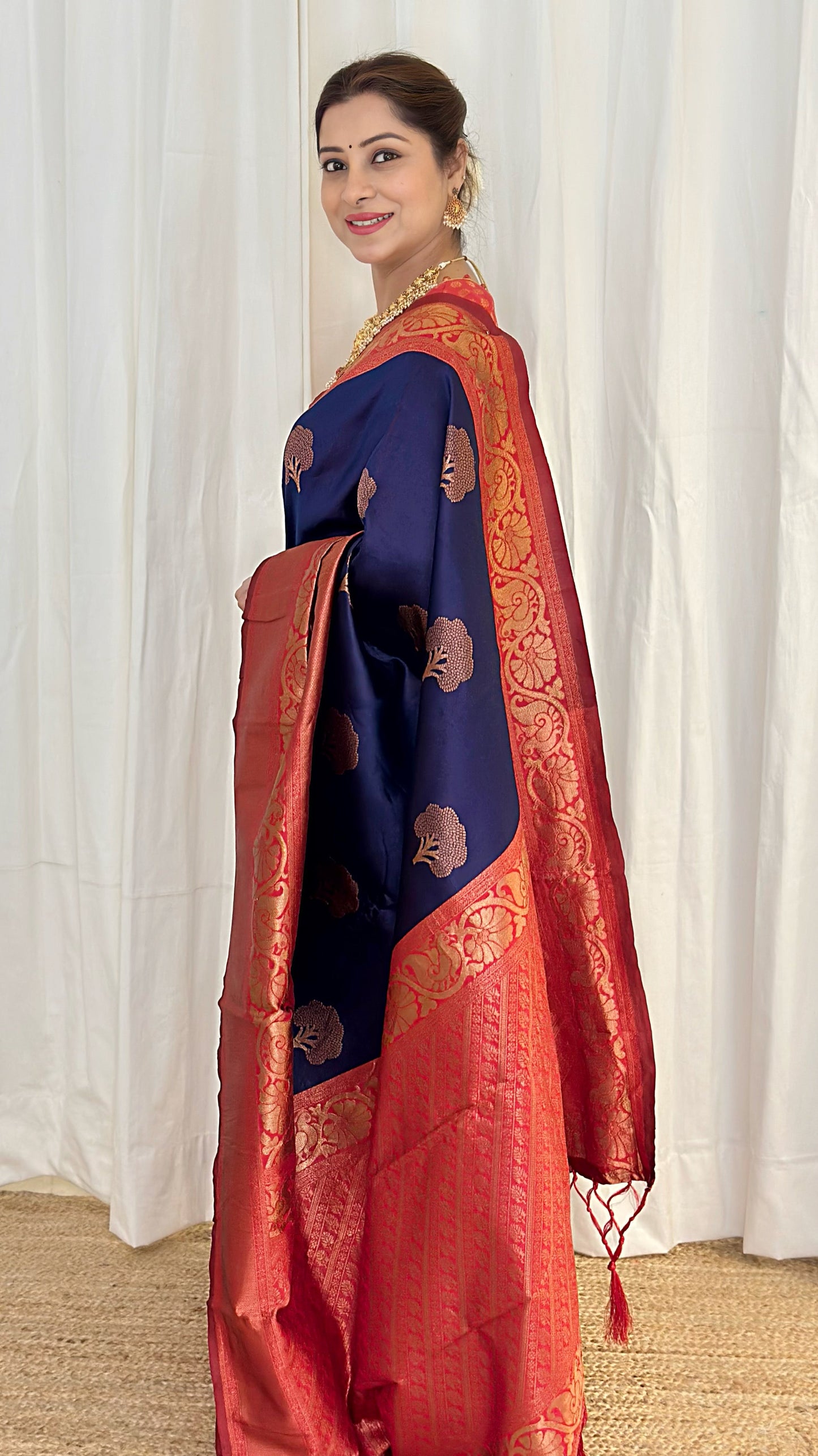 Navy Blue Pure Soft Semi-Silk Saree Stylish Blouse Piece