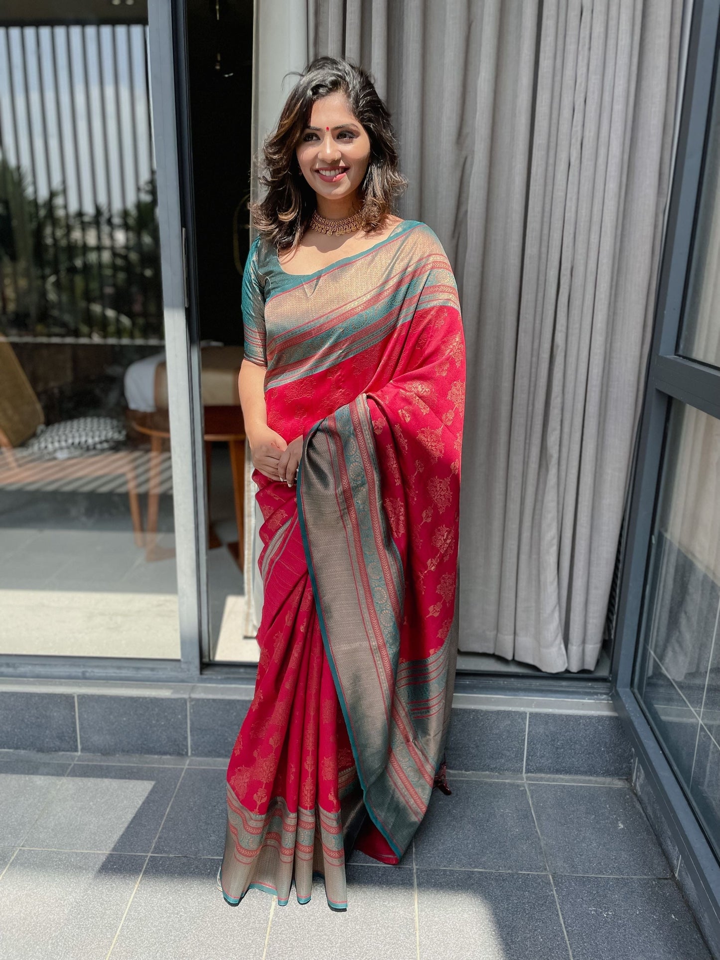 Maroon Soft Silk Saree Weaved With Copper Zari With Imbrication Blouse Piece