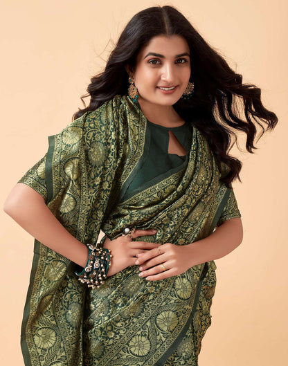 Green Pure Soft Silk Saree With Engrossing Blouse Piece