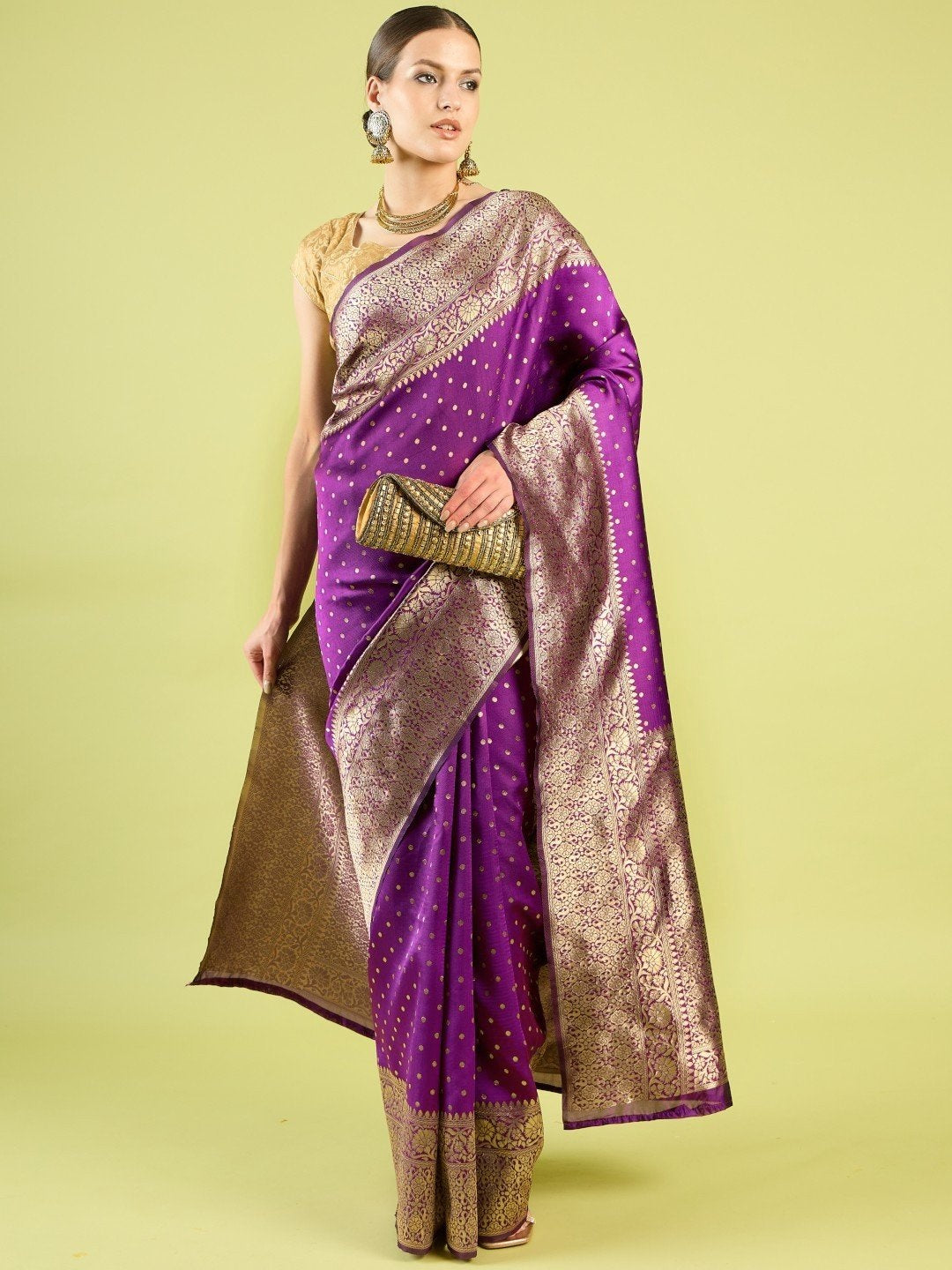 Purple Pure Soft Silk Saree With Engrossing Blouse Piece