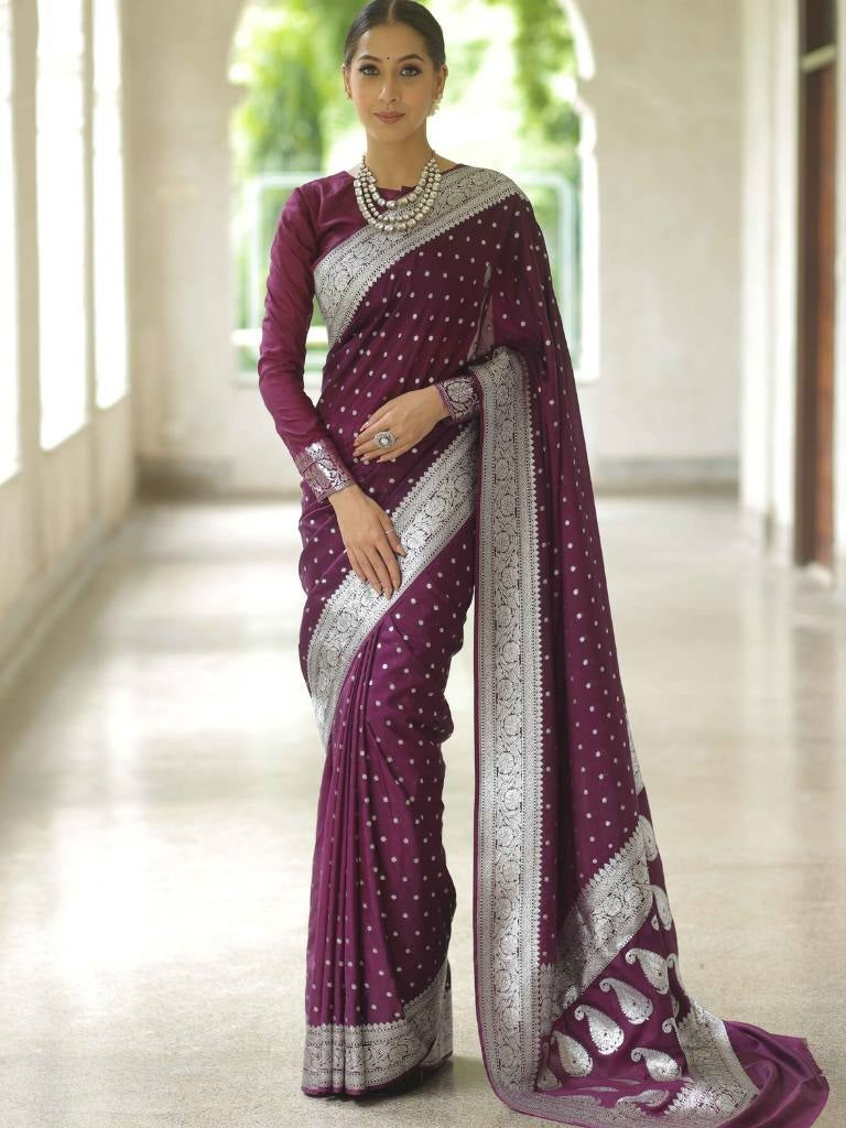 Purple Pure Soft Silk Saree With Engrossing Blouse Piece