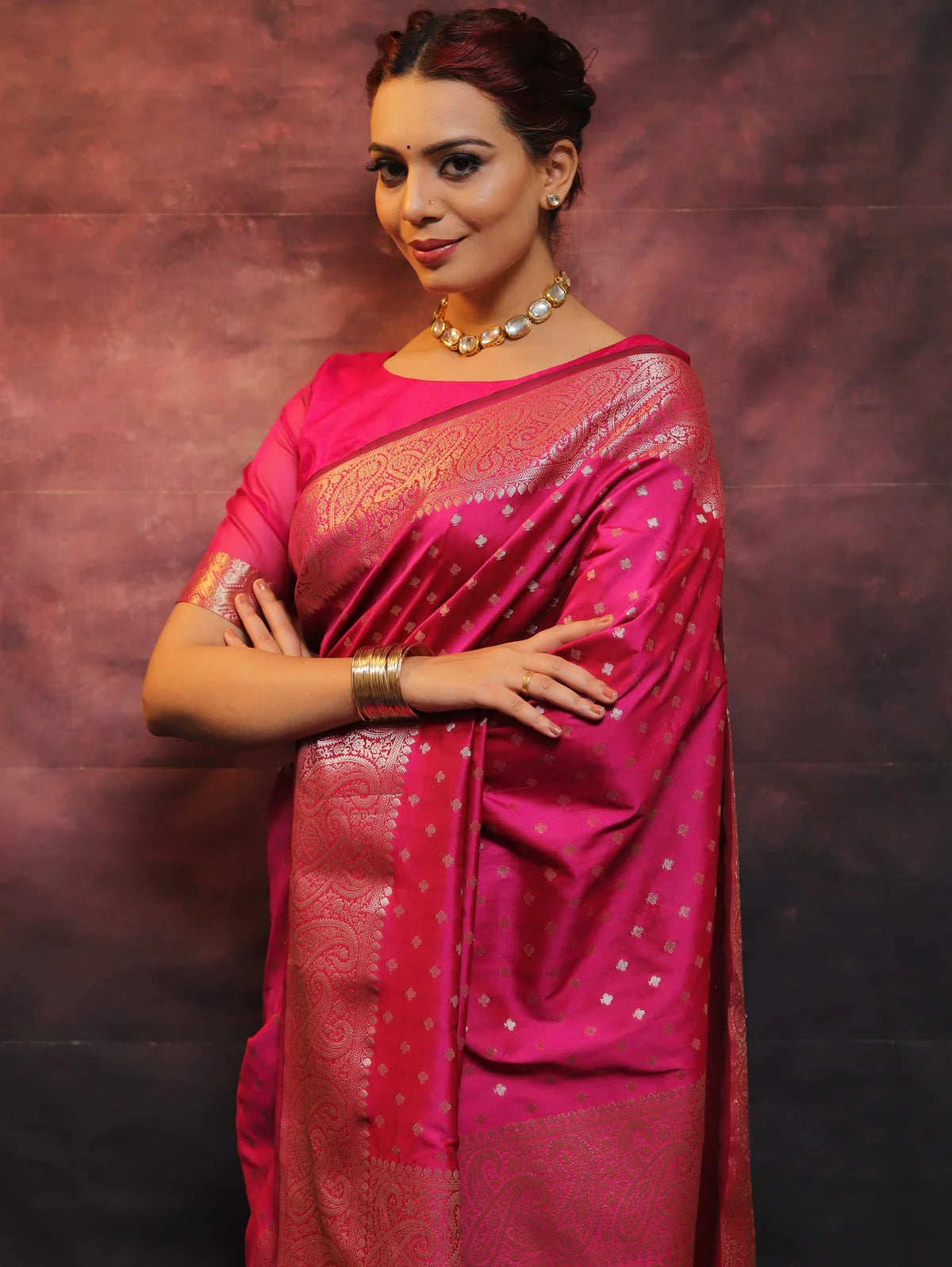 Pink Pure Soft Silk Saree With Engrossing Blouse Piece