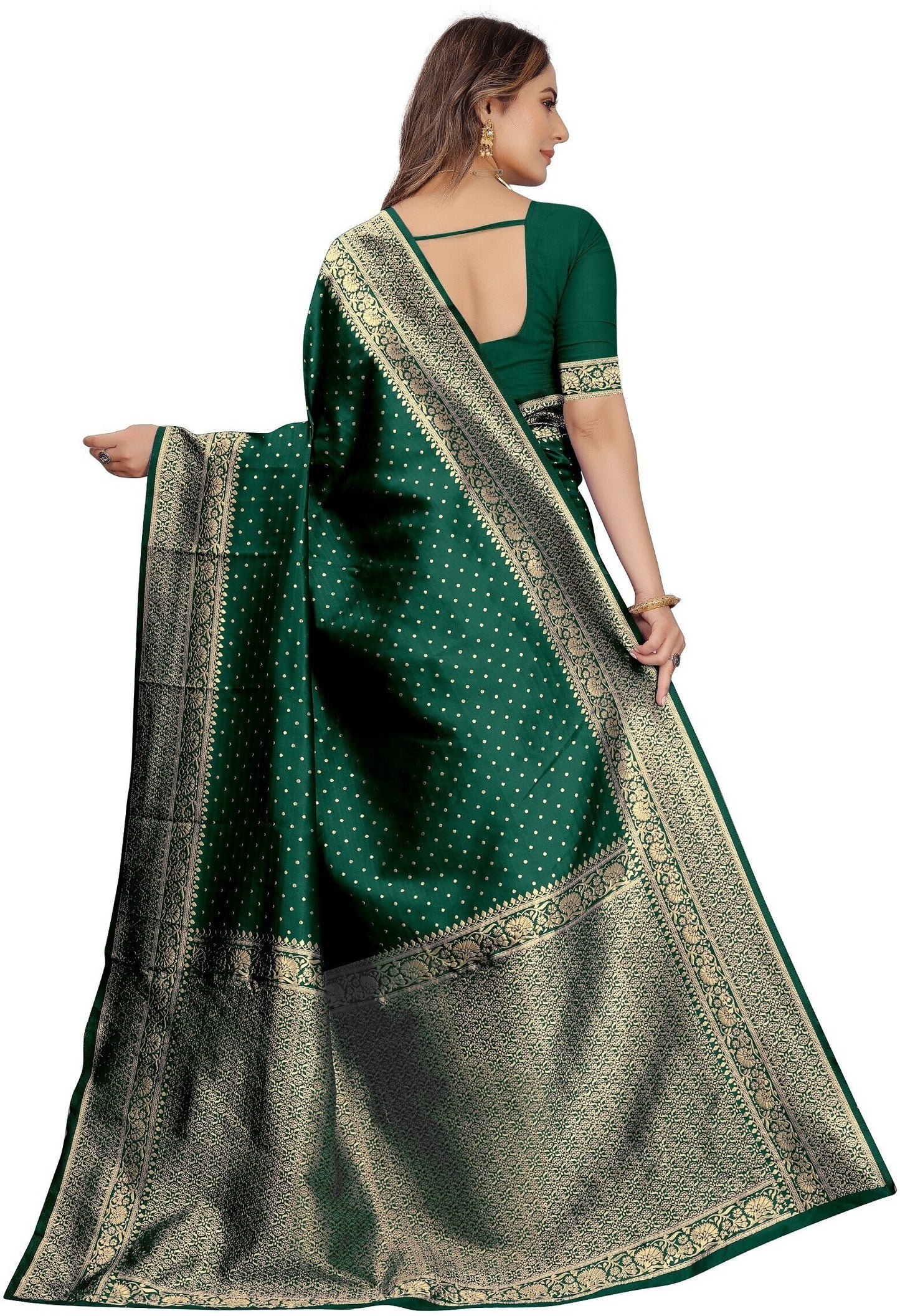 Green Pure Soft Silk Saree With Engrossing Blouse Piece