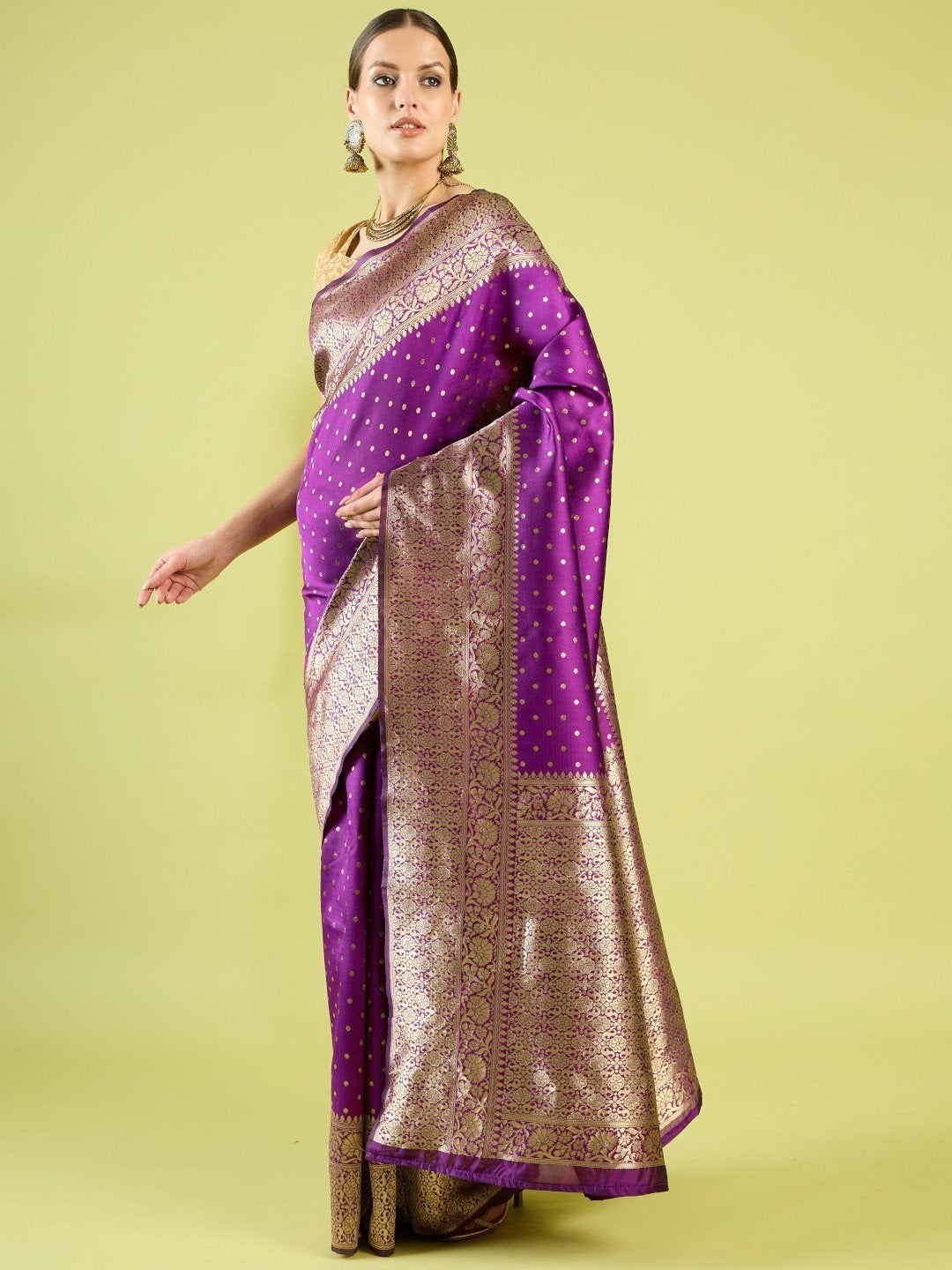 Purple Pure Soft Silk Saree With Engrossing Blouse Piece