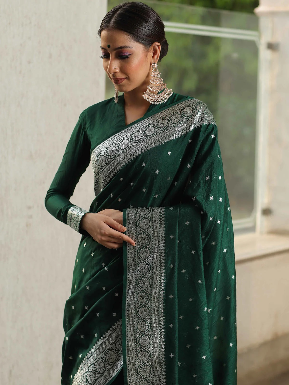 Green Banarasi Pure Soft Semi Silk Saree With Unstiched Attractive Blouse Piece