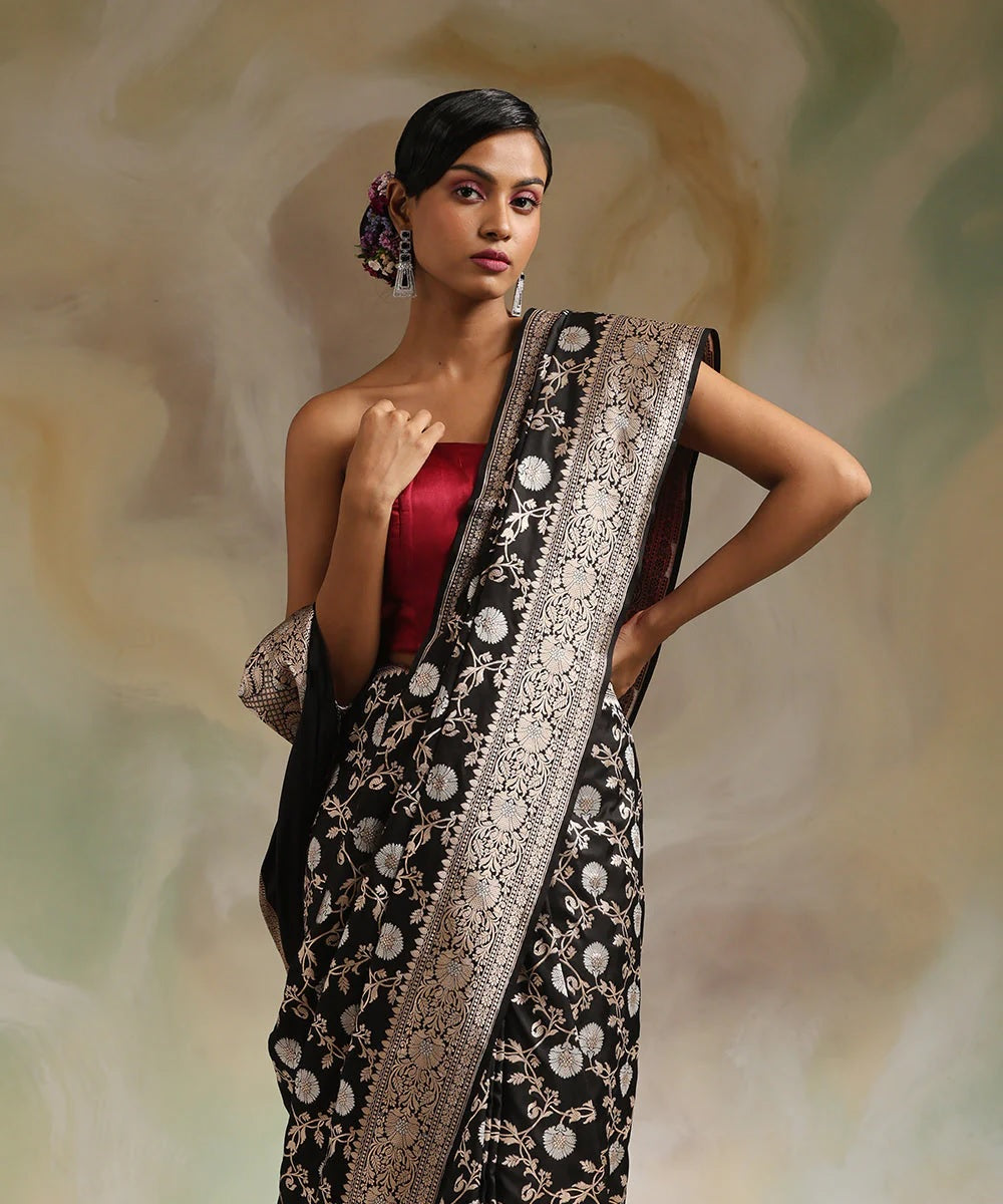 Black  Kanjivaram Pure Soft Semi Silk Saree With Unstiched Attractive Blouse Piece