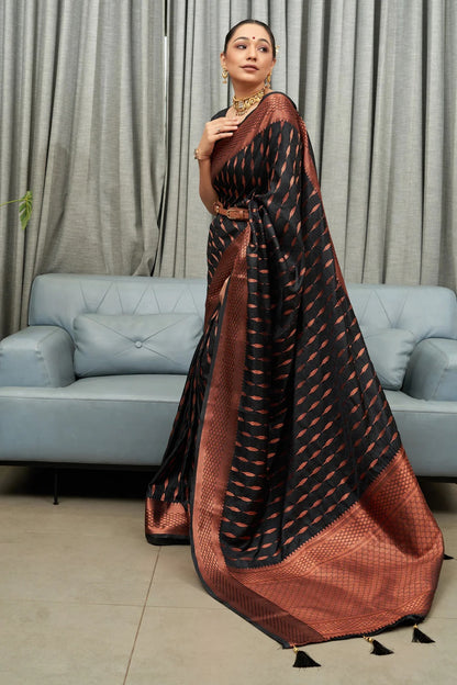 Black Kanjivaram Pure Soft Semi Silk Saree With Unstiched Attractive Blouse Piece