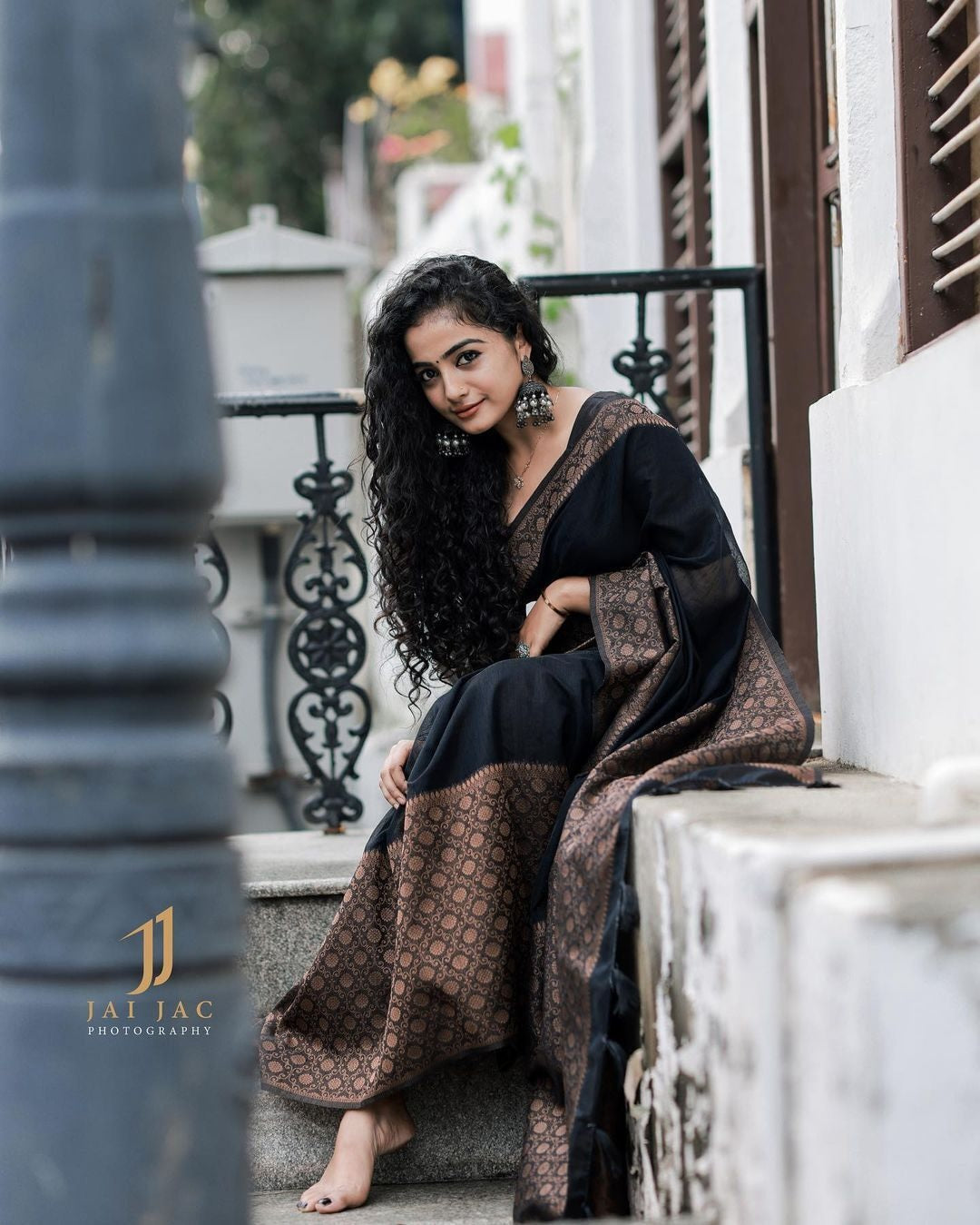 Black Combination Pure Soft Semi Silk Saree With Attractive Blouse Piece