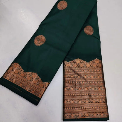 Green Pure Soft Silk Saree With Engrossing Blouse Piece