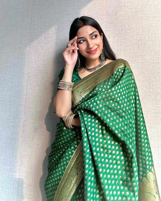 Green Combination Pure Soft Semi Silk Saree With Attractive Blouse Piece