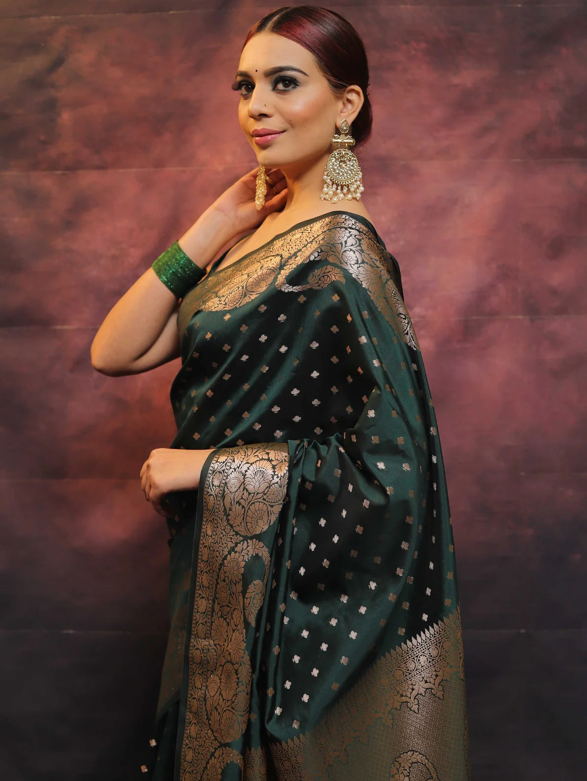 Green Banarasi Pure Soft Semi Silk Saree With Unstiched Attractive Blouse Piece