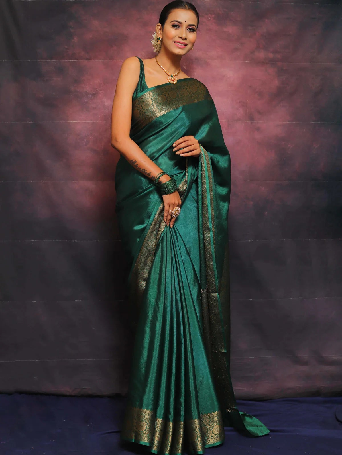 Green Kanjivaram Pure Soft Semi Silk Saree With Unstiched Attractive Blouse Piece