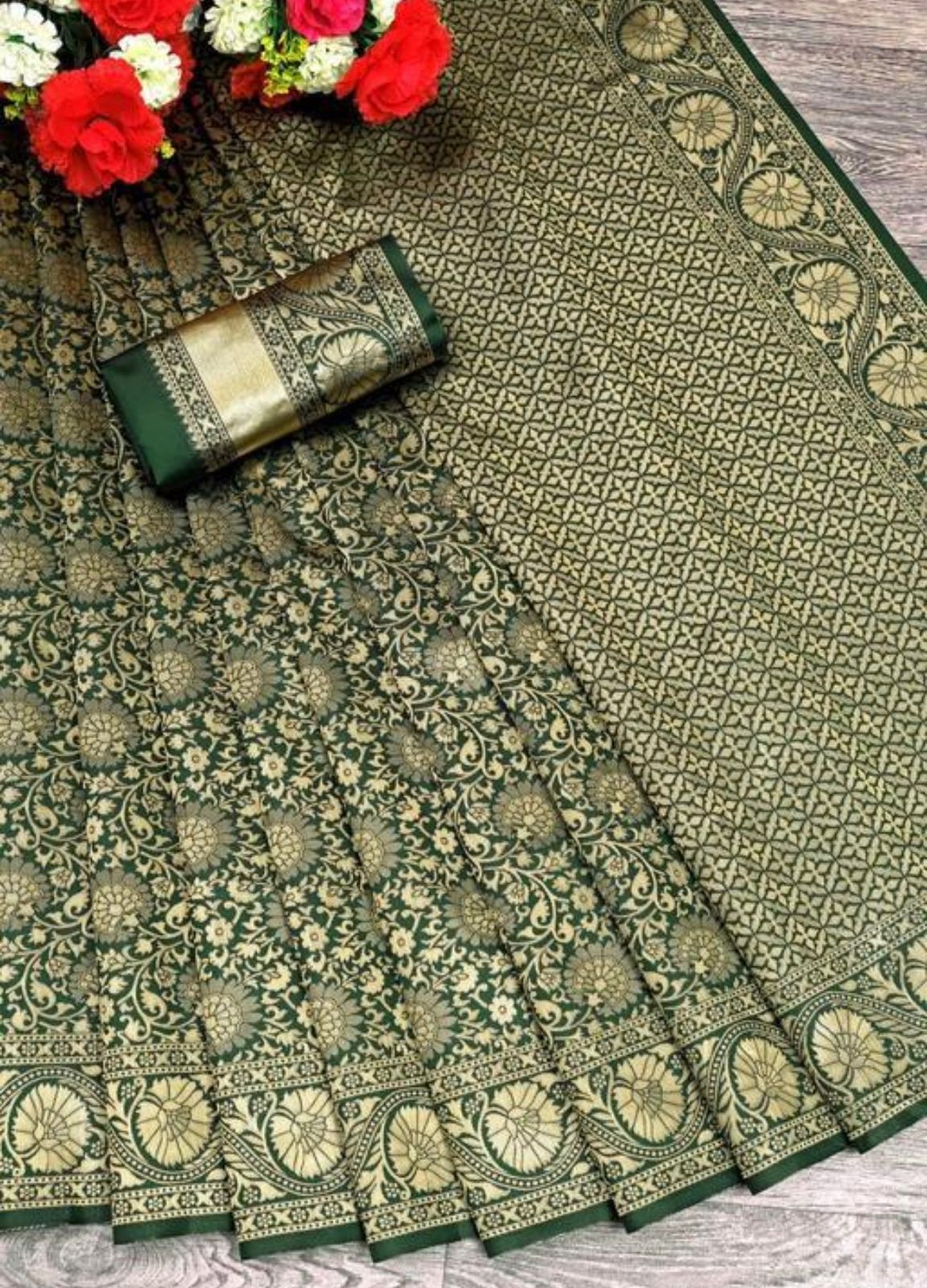 Green  Kanjivaram Pure Soft Semi Silk Saree With Unstiched Attractive Blouse Piece