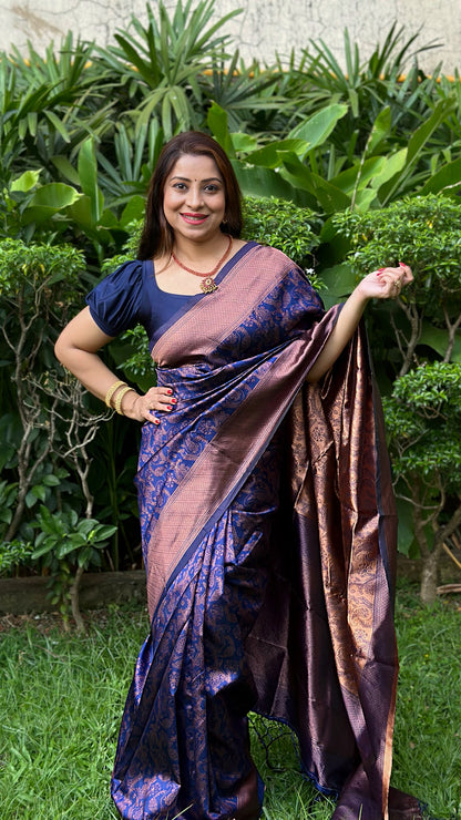 Phenomenal Navy Blue Soft Silk Saree With Imbrication Blouse Piece