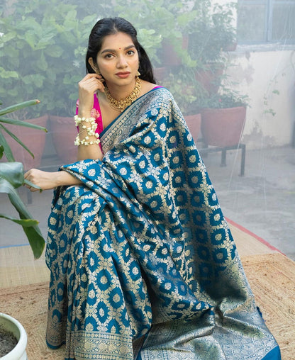 Morpinch Combination Pure Soft Semi Silk Saree With Attractive Blouse Piece