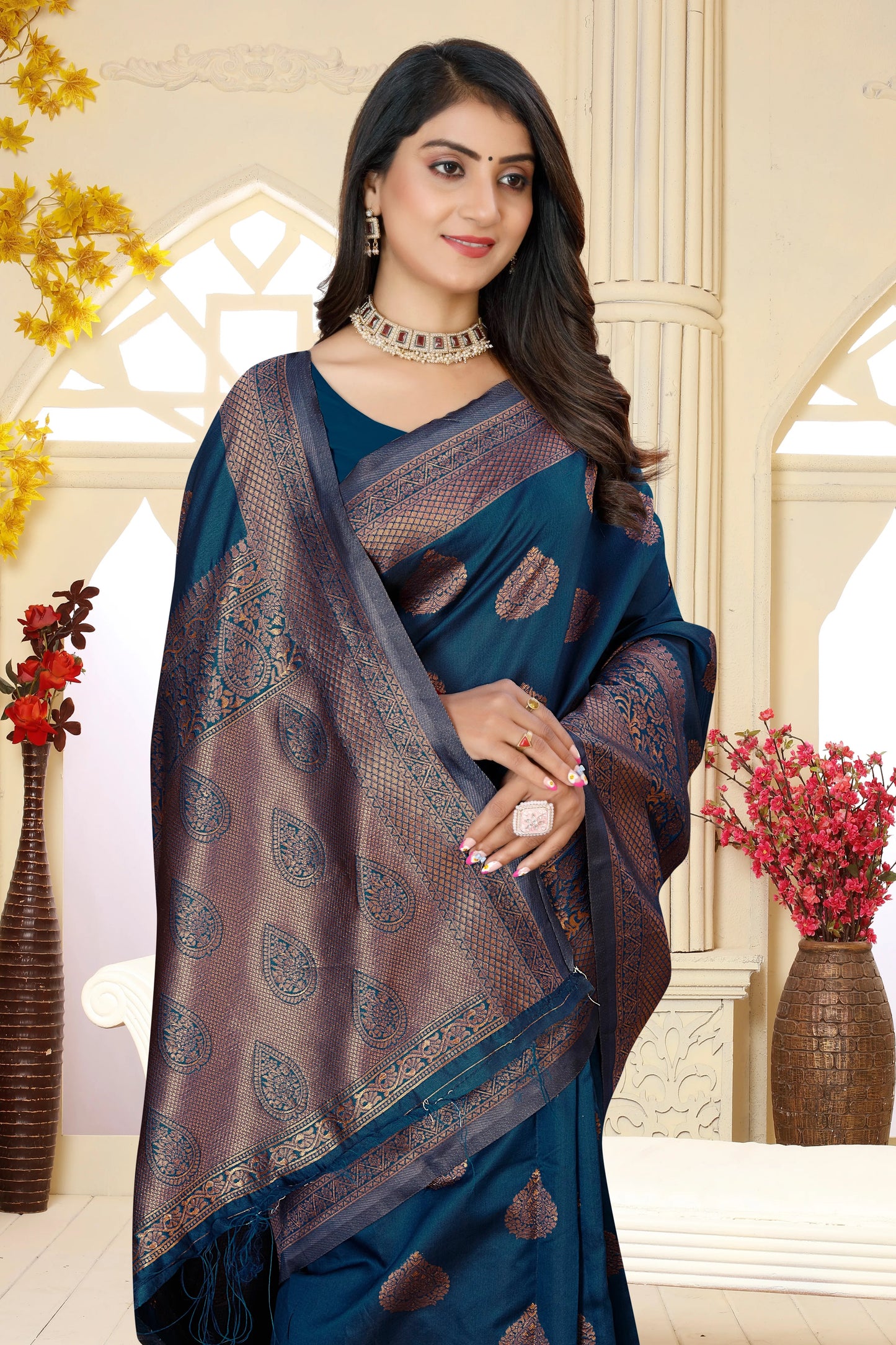 Morpinch Pure Soft Silk Saree With Engrossing Blouse Piece