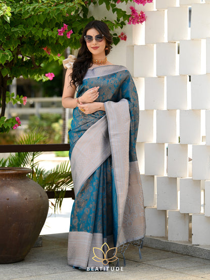 Morpinch Pure Soft Silk Saree With Engrossing Blouse Piece