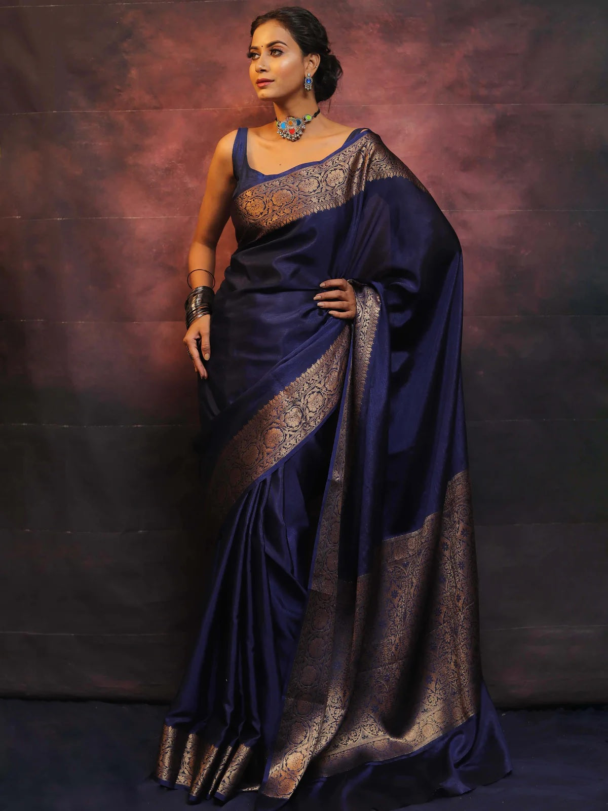 Navy Blue Kanjivaram Pure Soft Semi Silk Saree With Unstiched Attractive Blouse Piece