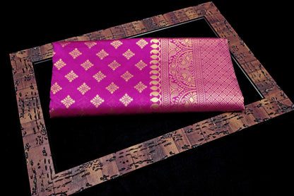 Pink Pure Soft Silk Saree With Engrossing Blouse Piece