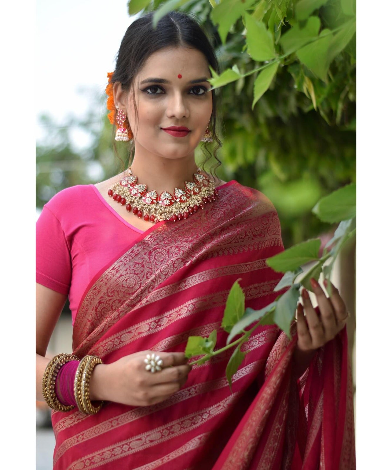 Pink Pure Soft Silk Saree With Engrossing Blouse Piece