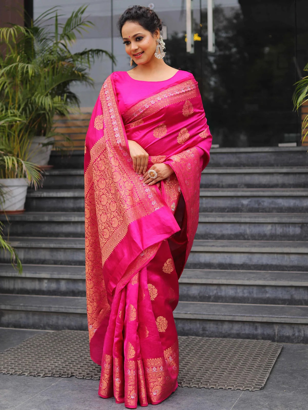 Pink Banarasi Pure Soft Semi Silk Saree With Unstiched Attractive Blouse Piece