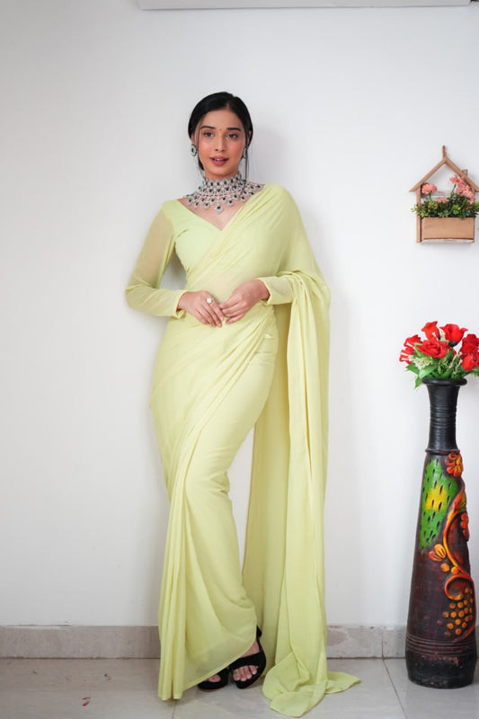 Pista Ready to Wear Georgette Saree With Unstitched Blouse Piece