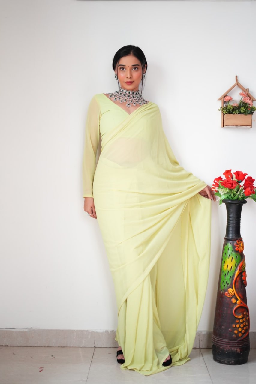 Pista Ready to Wear Georgette Saree With Unstitched Blouse Piece