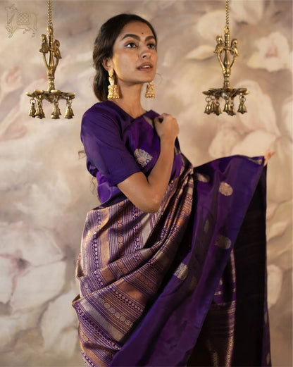 Purple Pure Soft Silk Saree With Engrossing Blouse Piece