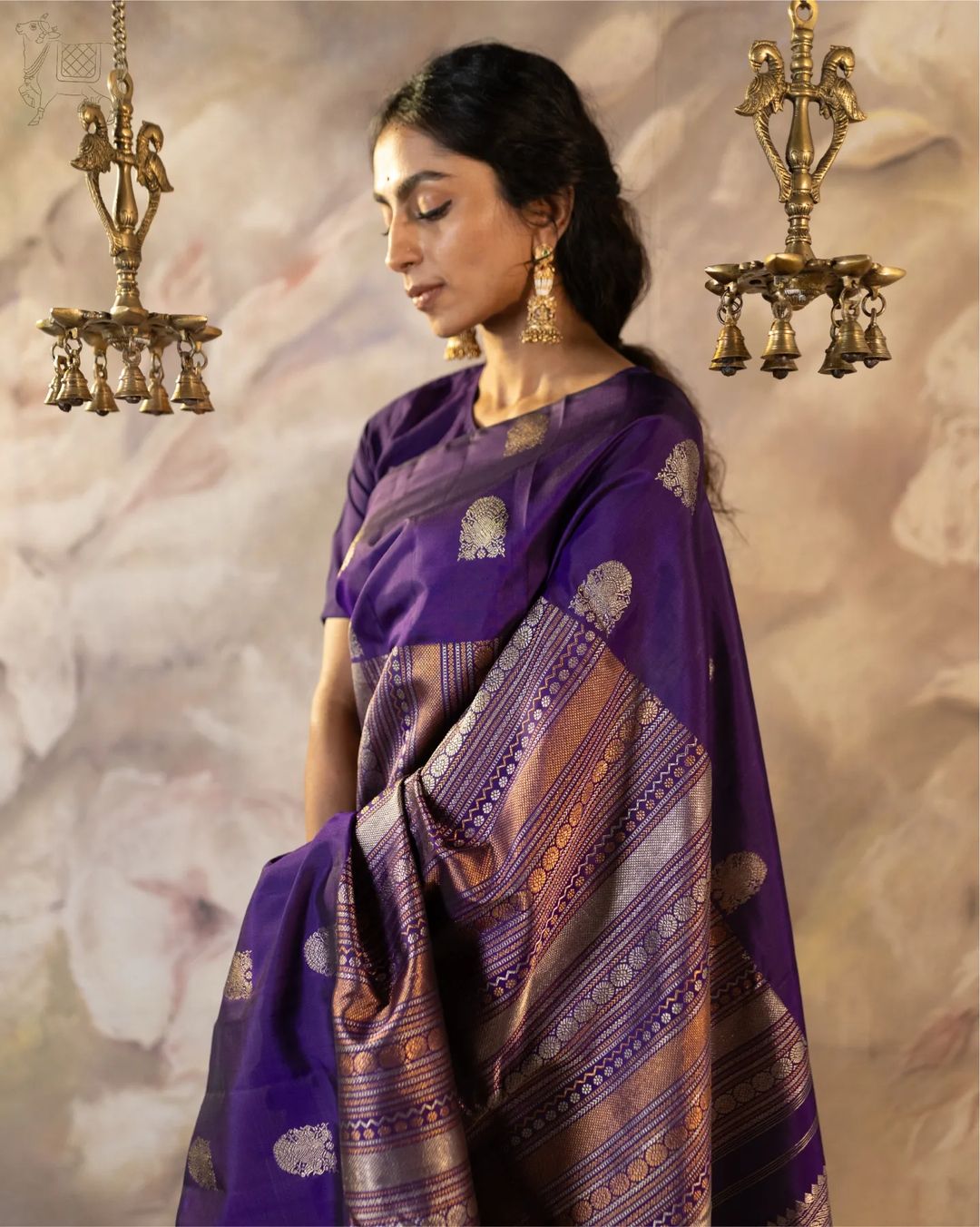 Purple Pure Soft Silk Saree With Engrossing Blouse Piece