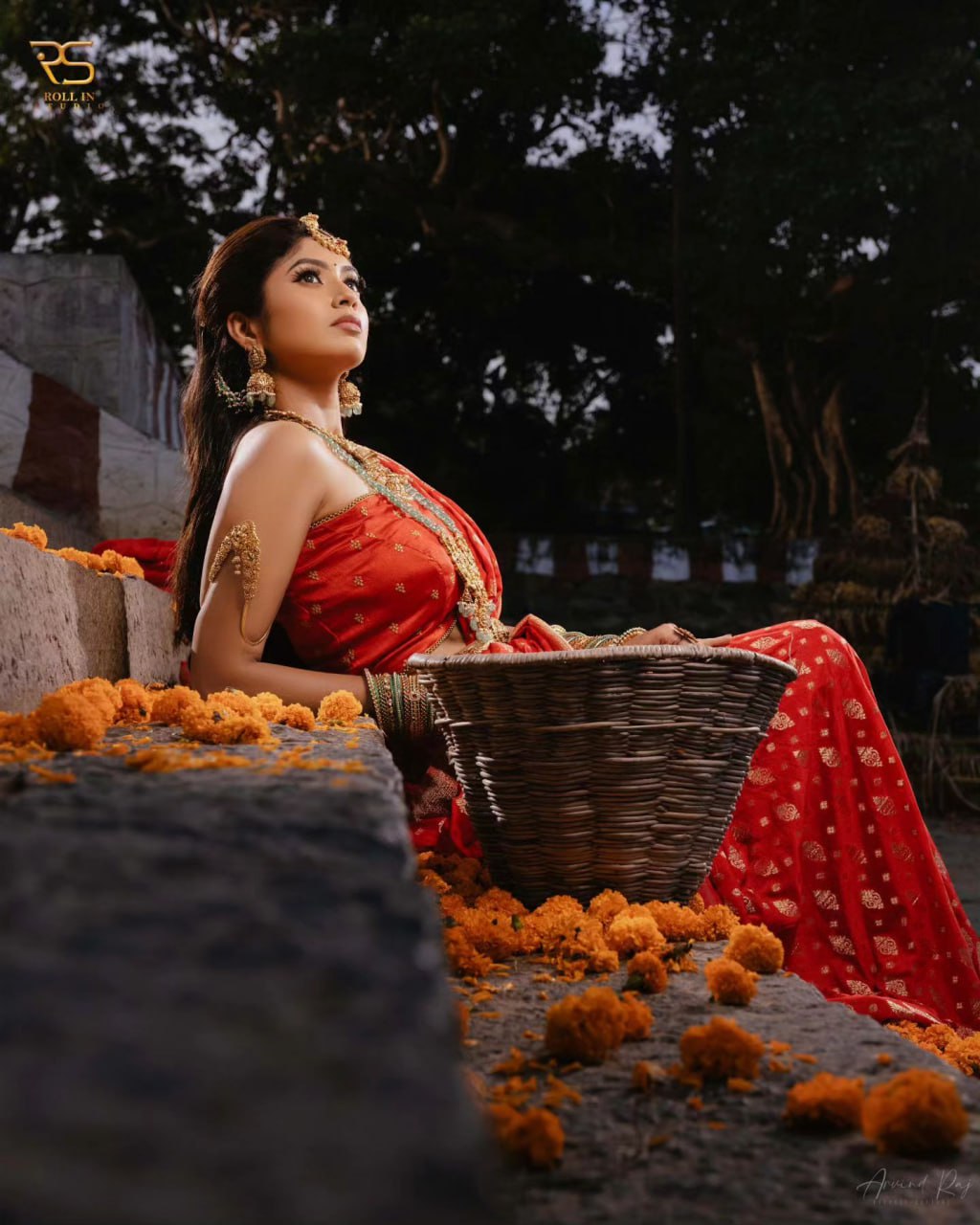 Red Pure Soft Silk Saree With Engrossing Blouse Piece