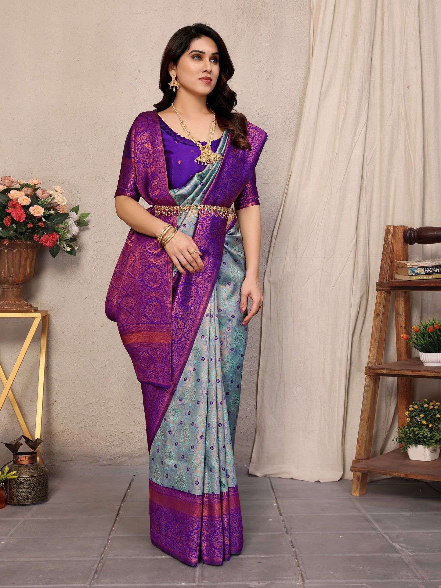 Sky Purple Pure Soft Banarasi Silk Saree With Engrossing Blouse Piece