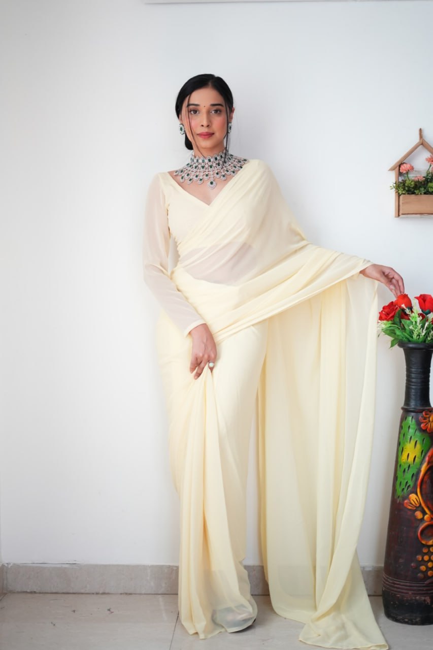 White Ready to Wear Georgette Saree With Unstitched Blouse Piece