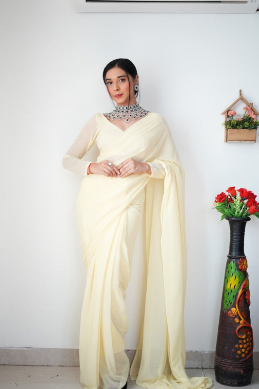 White Ready to Wear Georgette Saree With Unstitched Blouse Piece