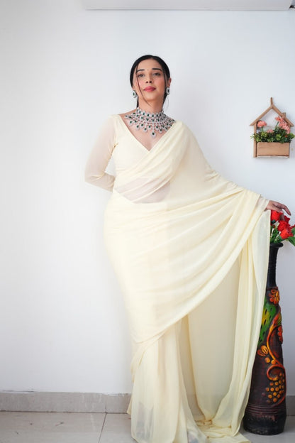 White Ready to Wear Georgette Saree With Unstitched Blouse Piece