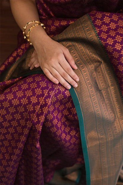 Wine Green Pure Soft Silk Saree With Engrossing Blouse Piece