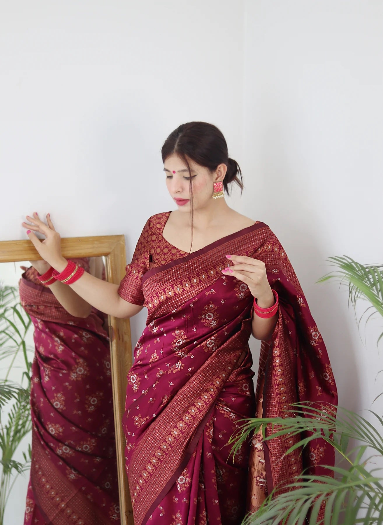 Wine Kanjivaram Pure Soft Semi Silk Saree With Unstiched Attractive Blouse Piece