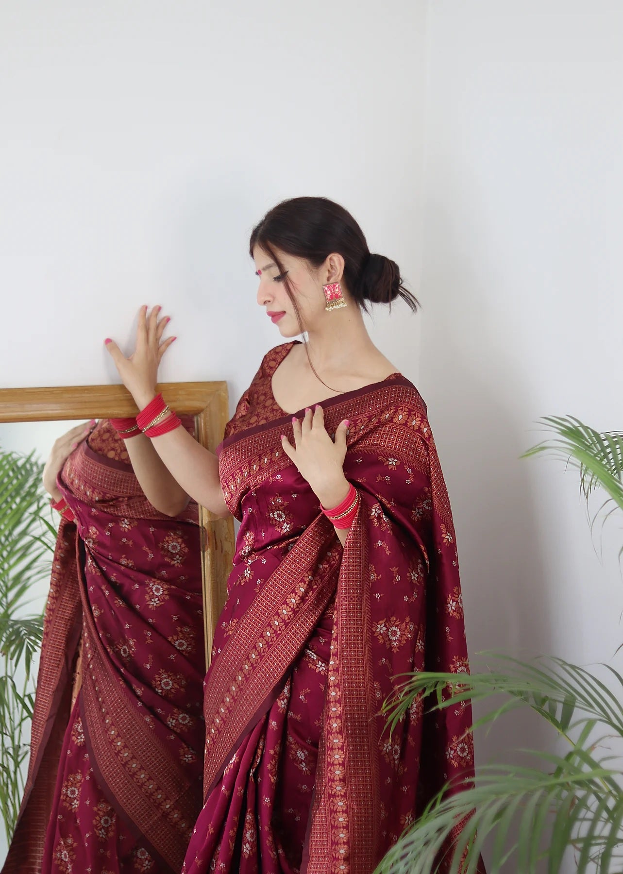 Wine Kanjivaram Pure Soft Semi Silk Saree With Unstiched Attractive Blouse Piece