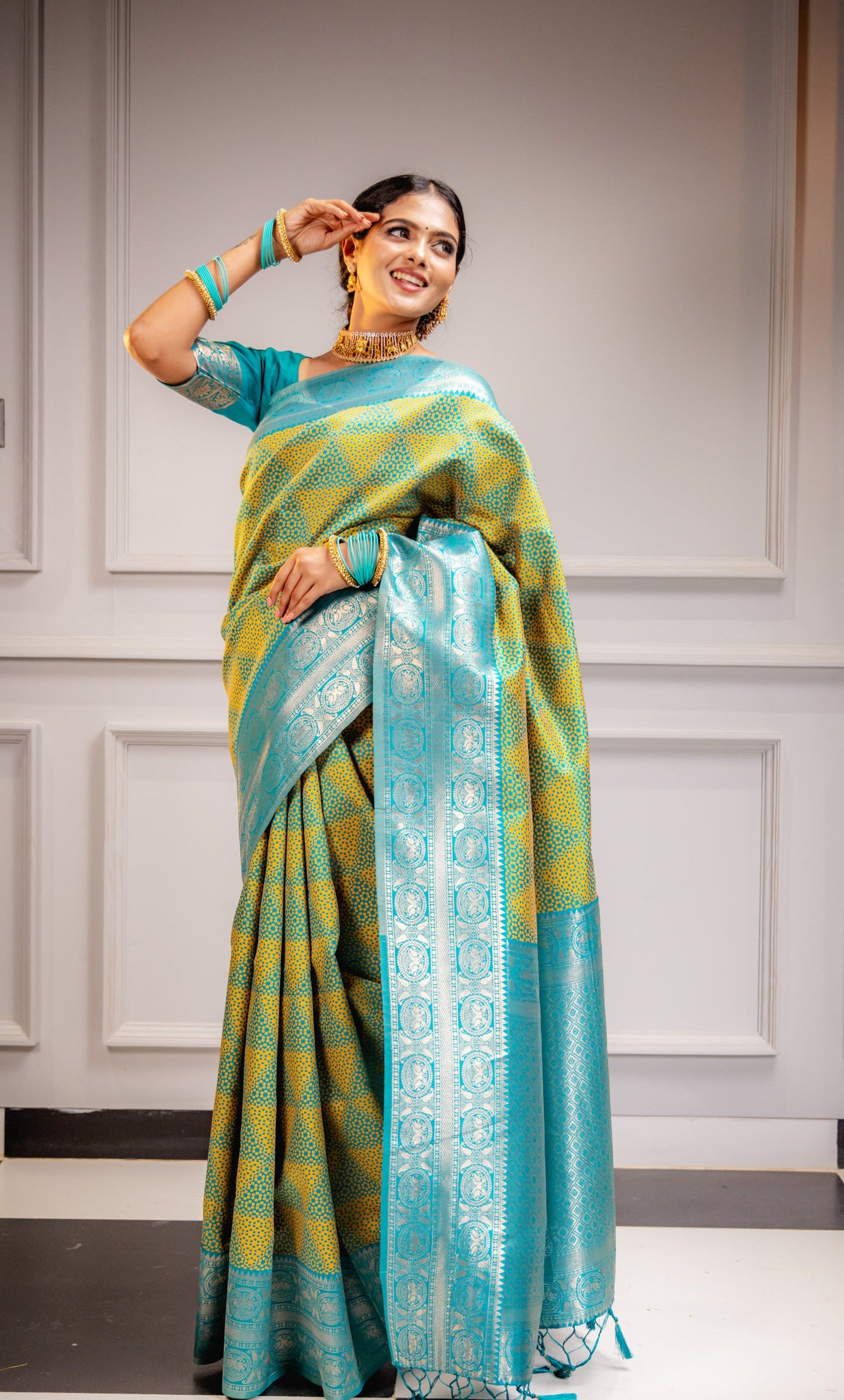 Yellow Firozi Pure Soft Silk Saree With Engrossing Blouse Piece