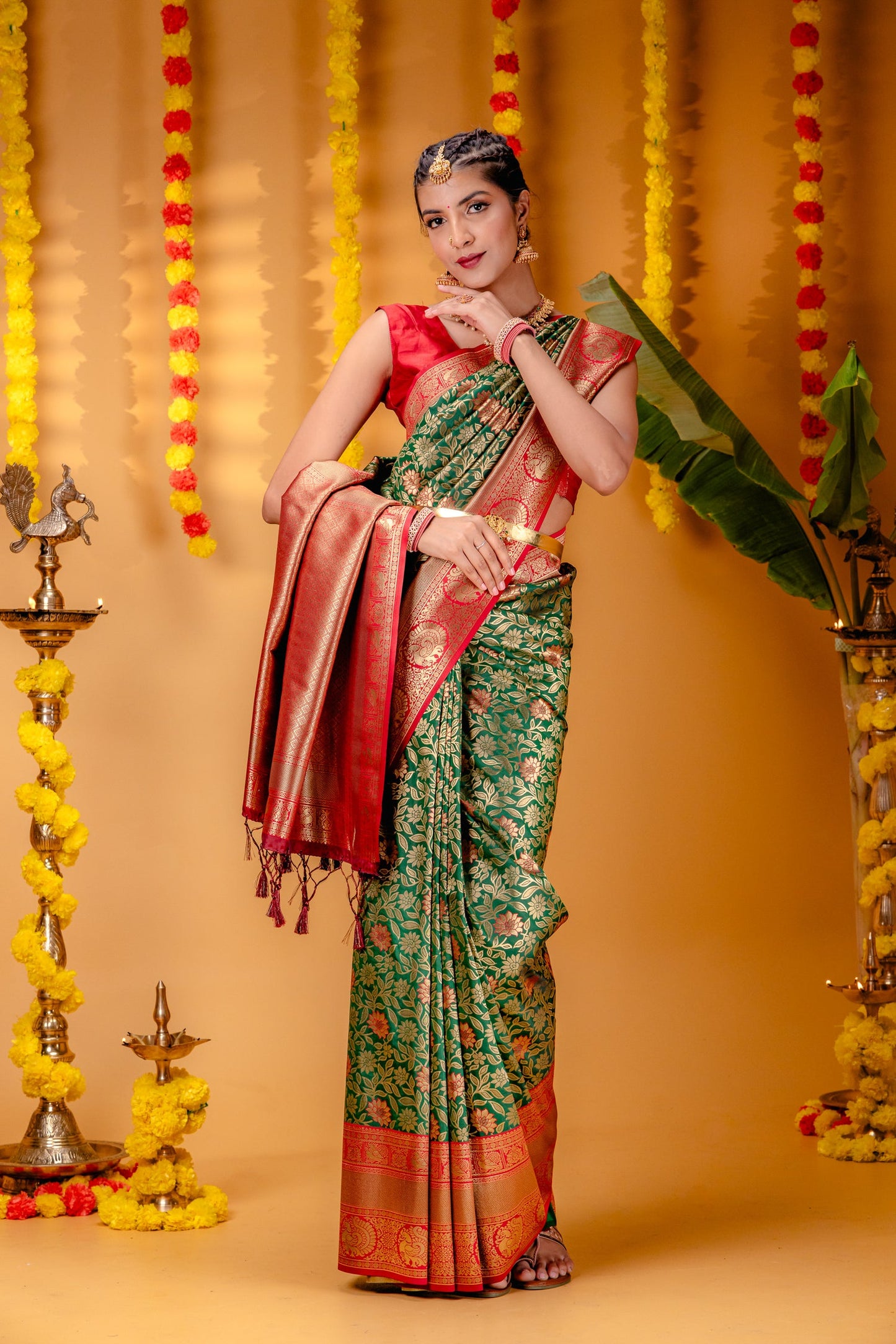 Red-B.Green Pure Soft Silk Saree With Engrossing Blouse Piece