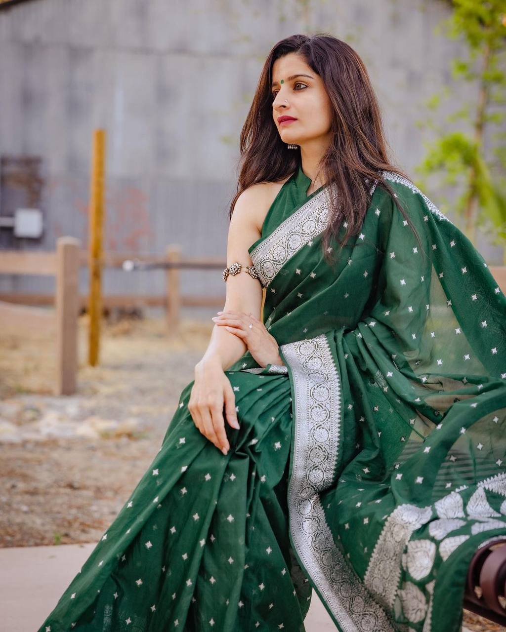 Green Banarasi Pure Soft Semi Silk Saree With Unstiched Attractive Blouse Piece